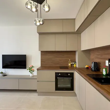 Emperium 1 - Polarstar Real Estate * سفيتي فلاس